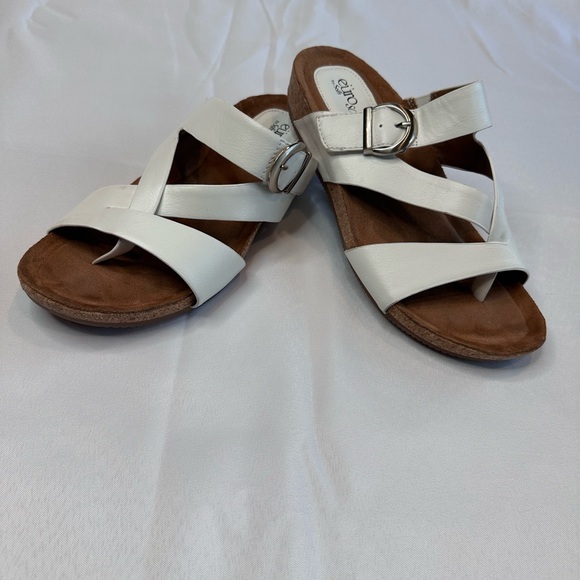 Euro soft women’s sandals by soffit size 8 white comfy summer spring - Picture 7 of 7